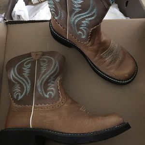 Women’s cowboy boots